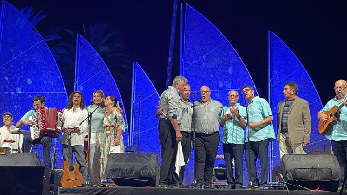 Cantada d'havaneres a Calafell - LA XARXA