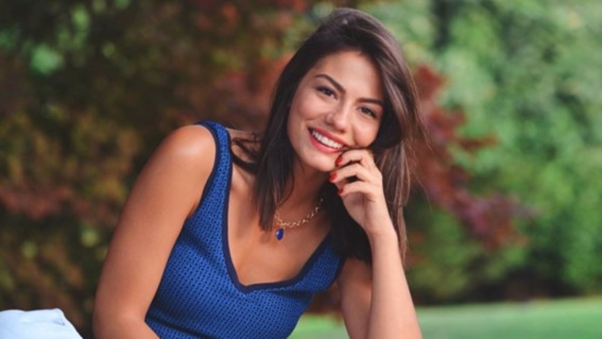 Demet Özdemir.