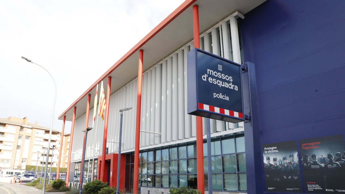 Imatge de la comissaria dels Mossos d’Esquadra a Lleida. - AMADO FORROLLA