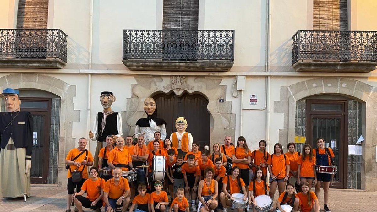 Els Descordats portaran a terme una cercavila dissabte a la tarda. - SEGRE