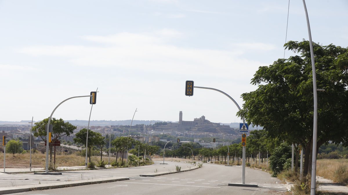 L’avinguda principal de la zona de Torre Salses, entre la Bordeta i Magraners. - AMADO FORROLLA