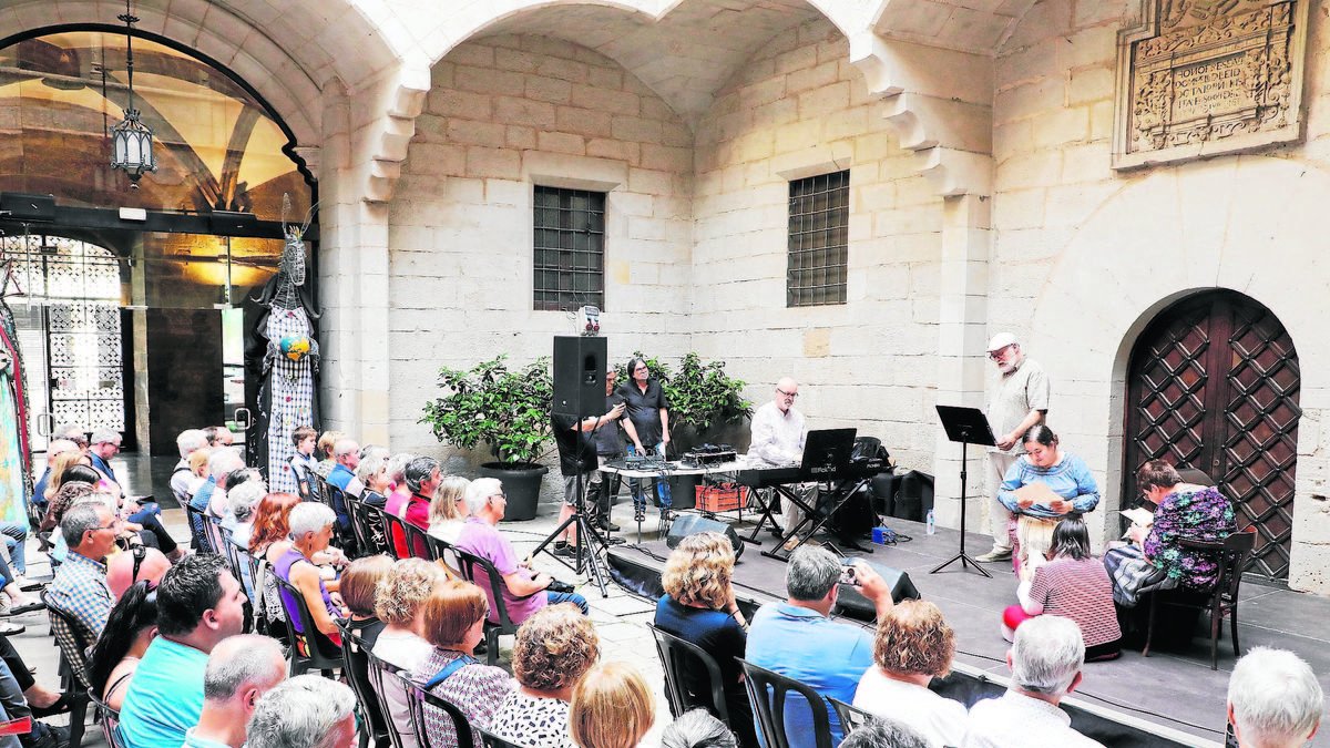 Espectáculo “Cartes amagades” del pasado 9 de julio en el IEI. - AMADO FORROLLA