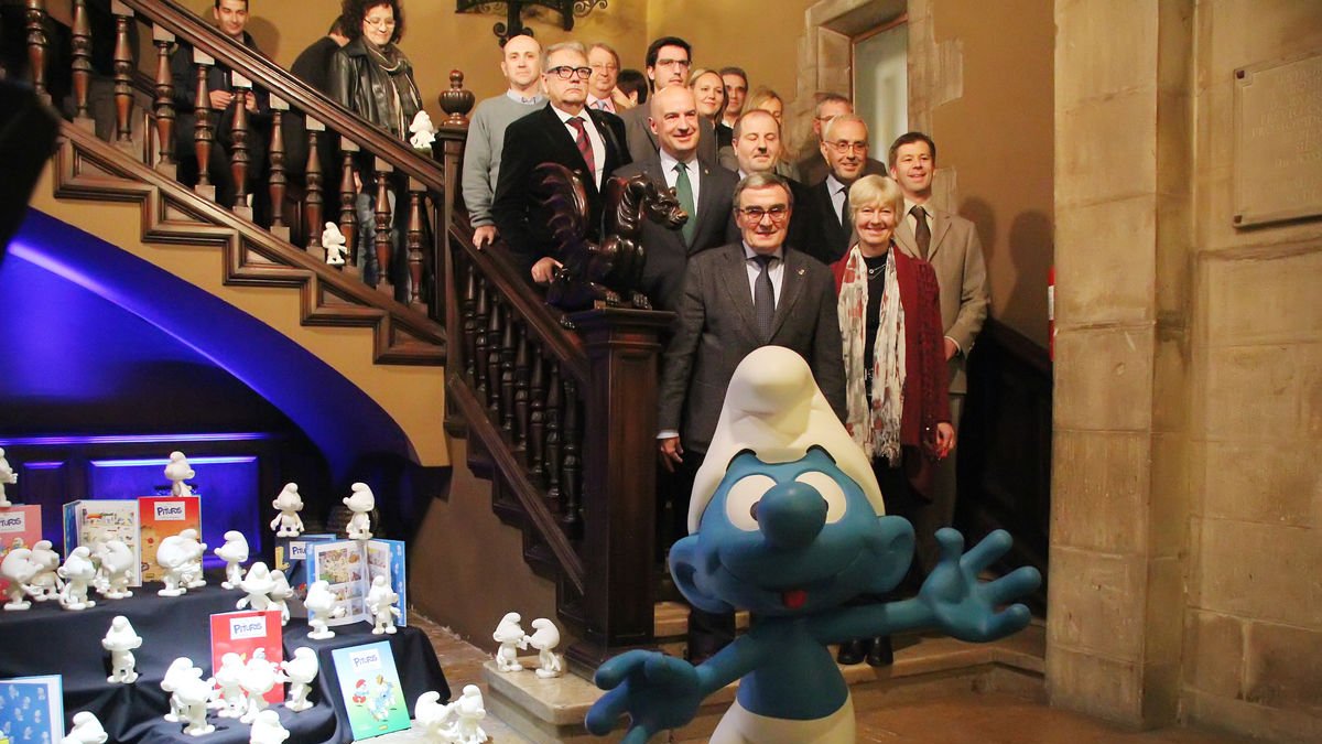 El 2014, Ros i Zaballos van liderar el projecte de parc temàtic dels Barrufets a les Basses.