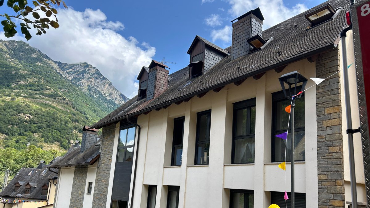 Pomièrs a l'habitatge de Bossòst on ha mort un nen en un incendi.