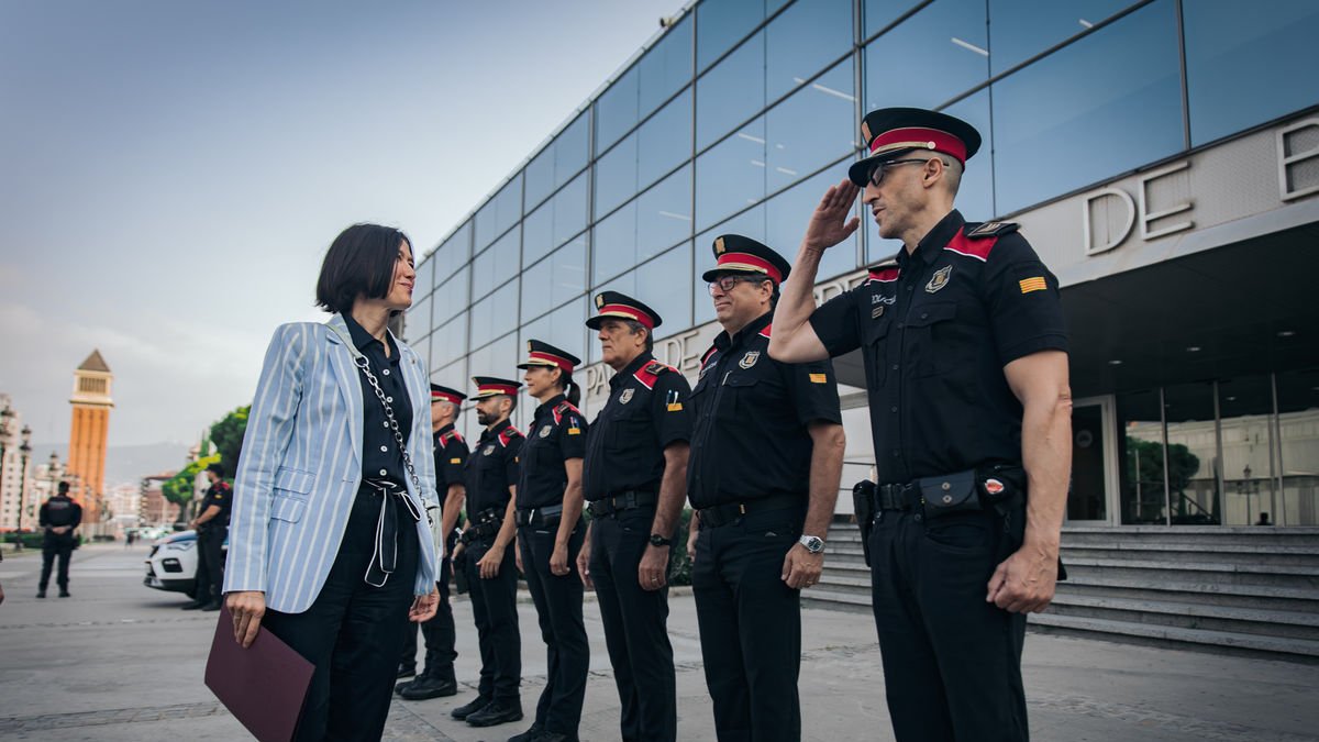 La consellera d’Interior, Núria Parlon, ahir en l’acte de benvinguda de la nova promoció de Mossos. - TWITTER/@INTERIORCAT