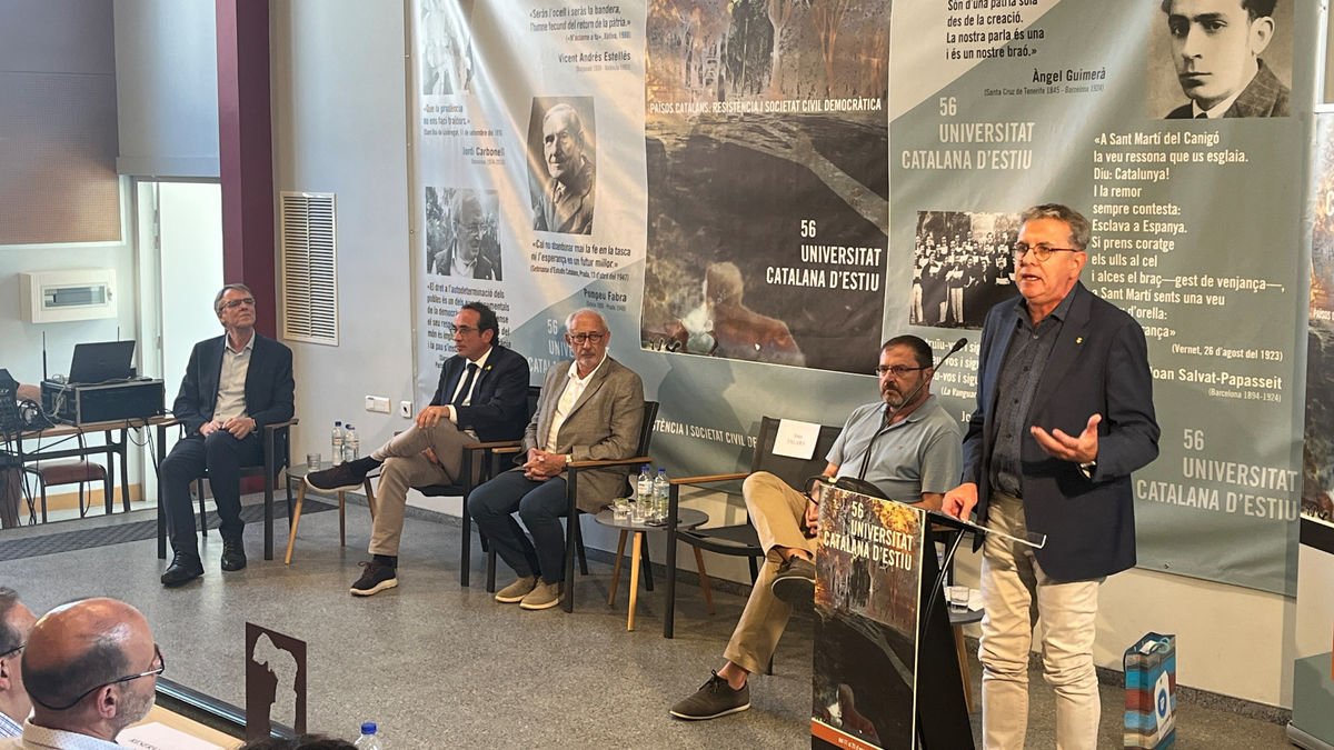 Un momento de la clausura de la Universitat Catalana d’Estiu. - DIPUTACIÓ DE LLEIDA