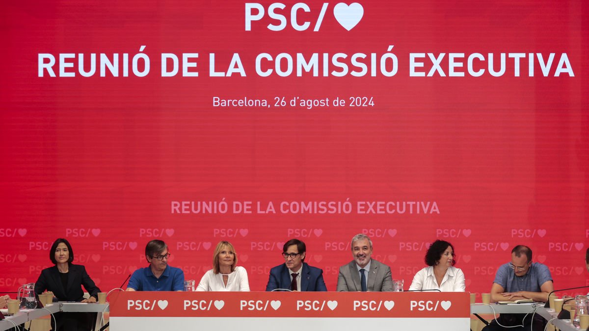 El president del Govern, Salvador Illa, va encapçalar ahir una reunió de la comissió executiva del PSC. - EFE