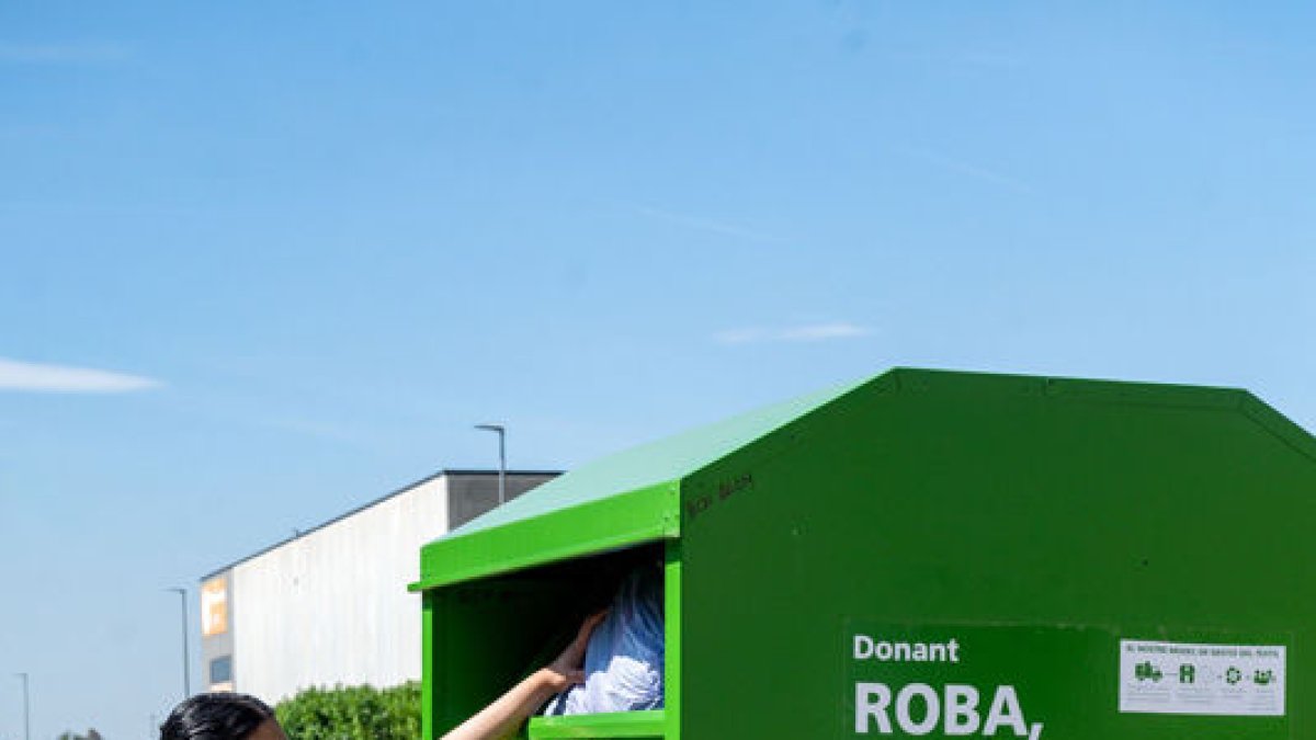 Un dels contenidors. - A. MOLLERUSSA