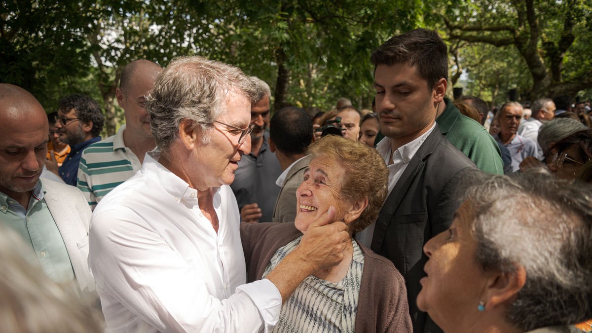 El presidente del PP, Alberto Núñez Feijóo, durante la inauguración del nuevo curso político del PP. - ELENA FERNÁNDEZ / EUROPA PRESS