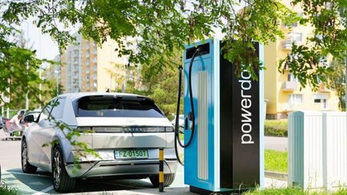 Powerdot ha recaptat 165 milions d’euros en finançament per impulsar l’expansió de la xarxa de punts de càrrega ultraràpids.