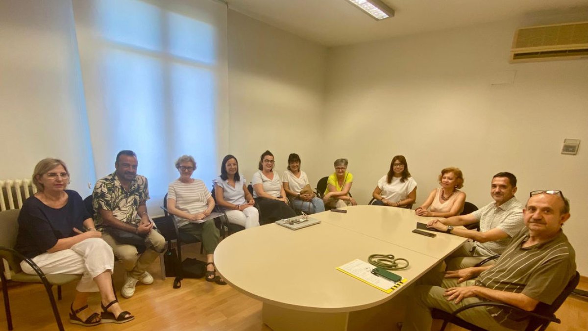 ERC es va reunir amb representants dels comerciants. - ERC