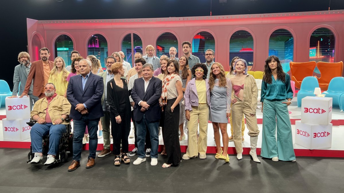 Foto de família a la presentació de la nova temporada del 3Cat :