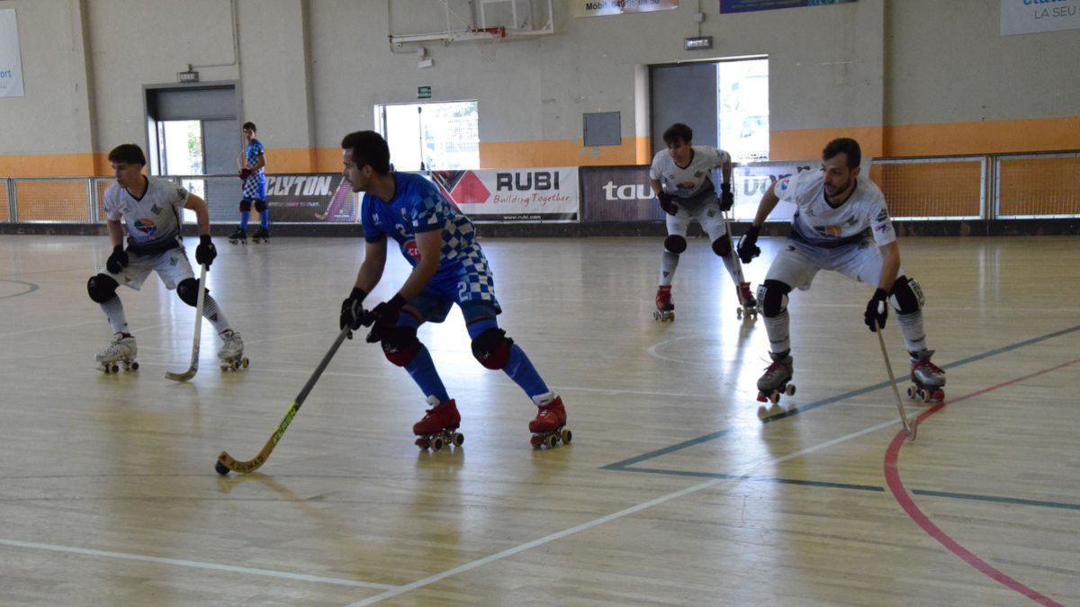Una acción del partido que el Alpicat jugó ayer ante el Maçanet en La Seu d’Urgell. - C. SANS