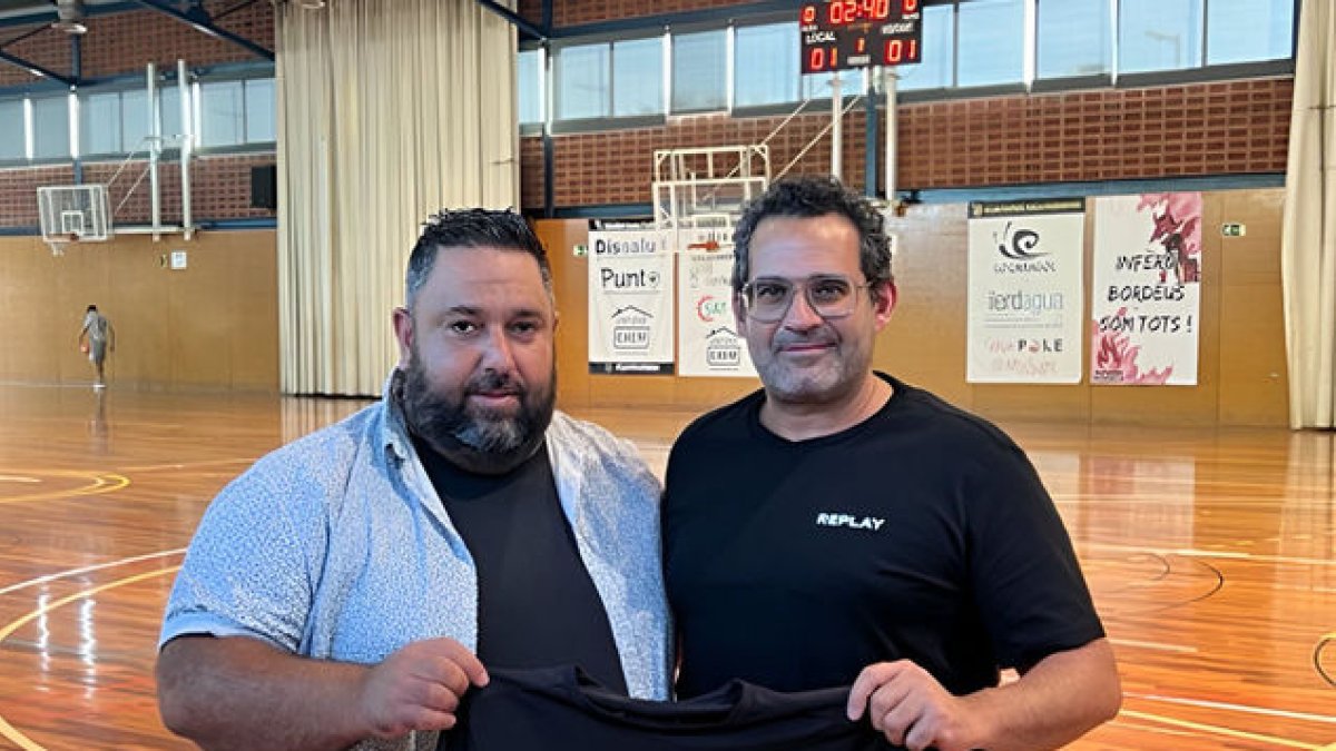 Macià Expósito, coordinador del Futsal Lleida, i Miguel Cerezo, gerent de Cerezo Liebherr.