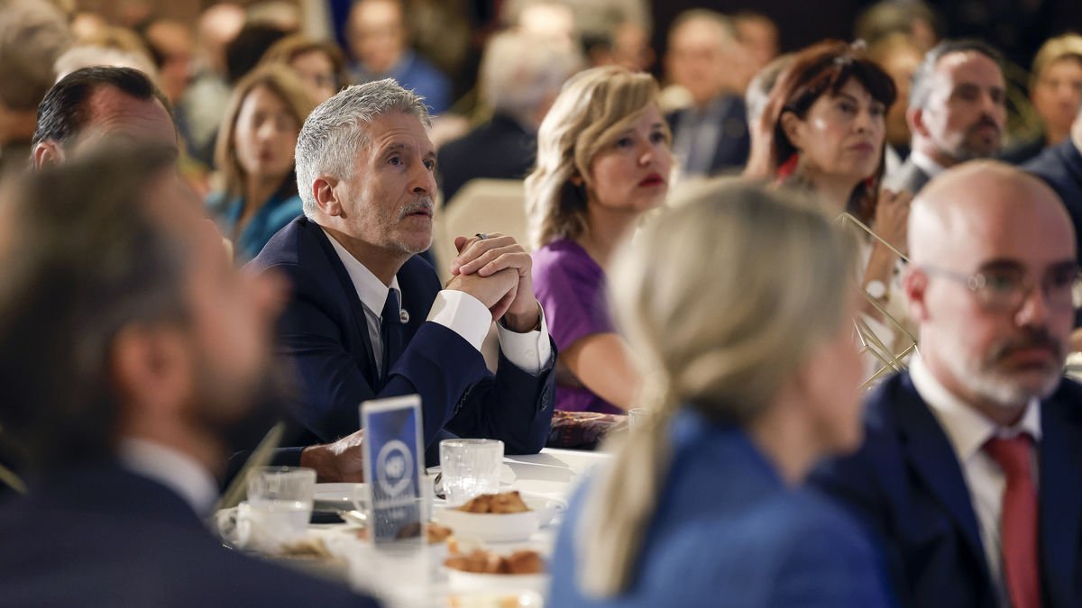 Fernando Grande-Marlaska, ahir en un acte a Madrid amb altres ministres. - EFE