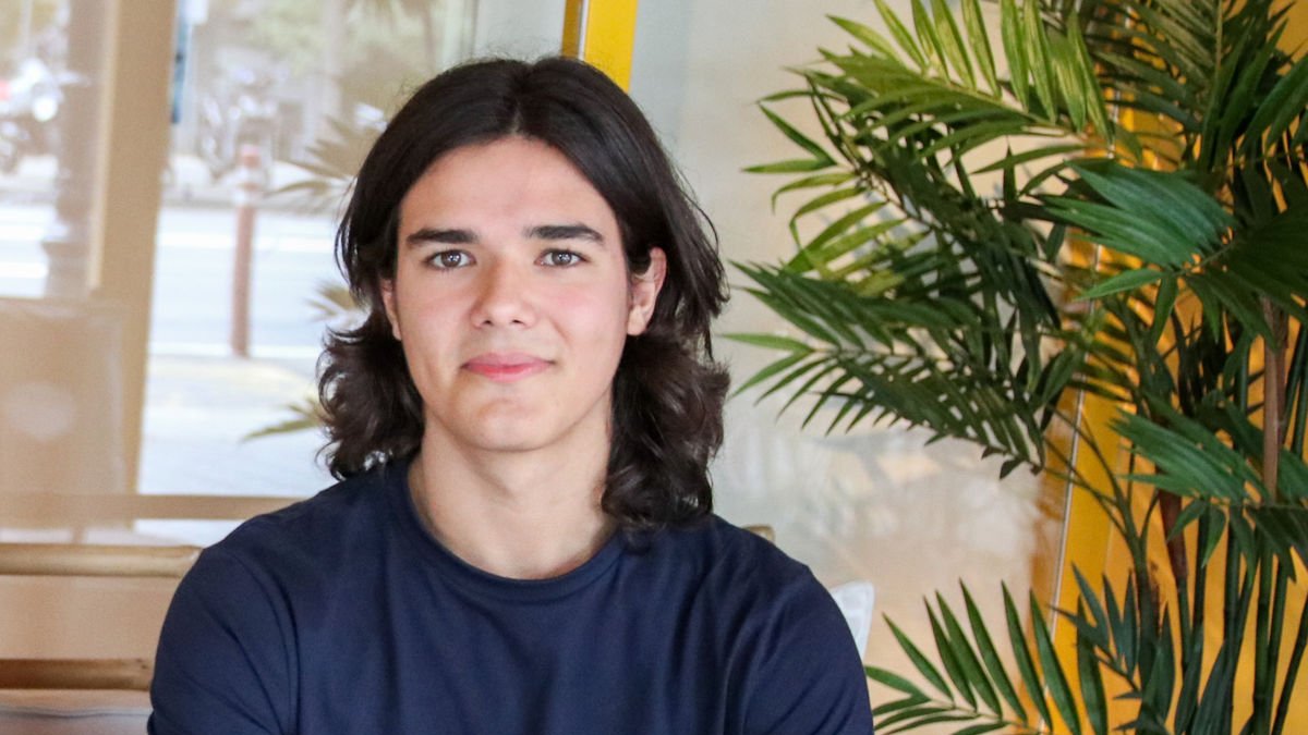 «Les dades que compartim a internet són el nou or»