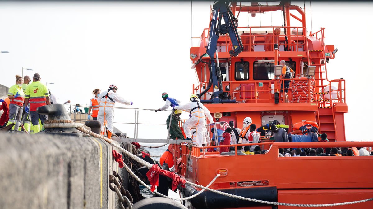 Cuatro pateras con más de 240 personas a bordo han llegado este fin de semana a las Islas Canarias. - EUROPA PRESS