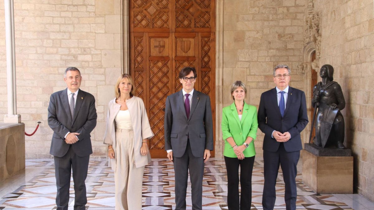 Encuentro del President con los presidentes de las diputaciones. - ACN