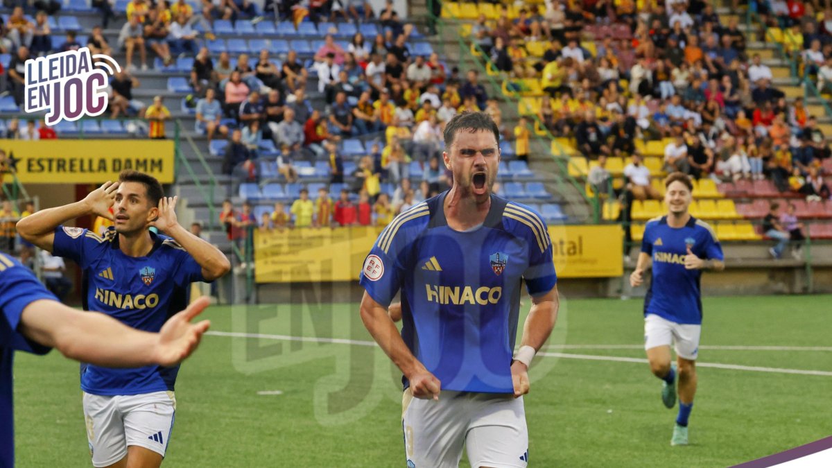 Celebración de Naranjo, con el gol que ha sentenciado el partido
