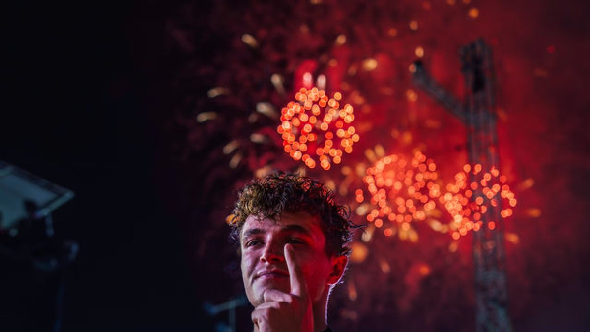 Lando Norris celebra el seu triomf al circuit de Marina Bay. - F1