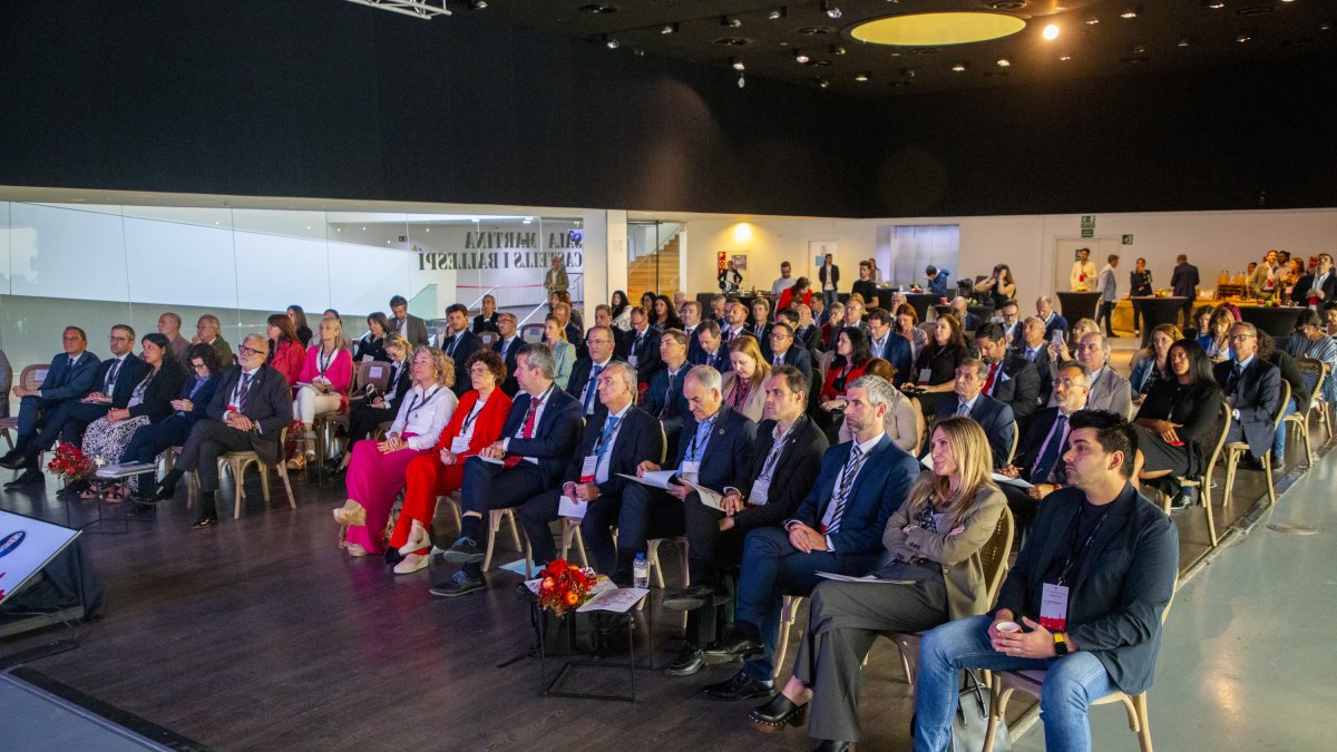 La jornada, celebrada el dia 19, va oferir una visió de les possibilitats econòmiques i culturals de Lleida.