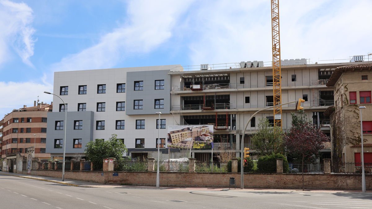 Les obres de construcció de la nova residència, ahir. - J.GÓMEZ