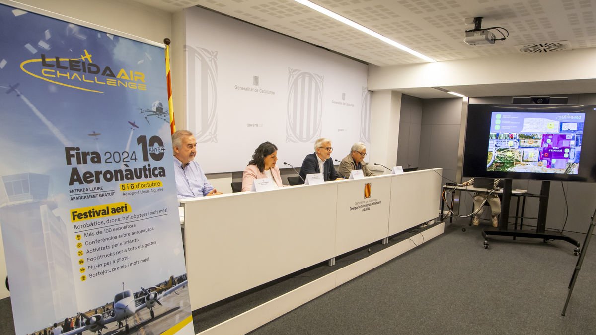 La presentació de la Fira en la delegació del Govern. - JORDI ECHEVARRIA