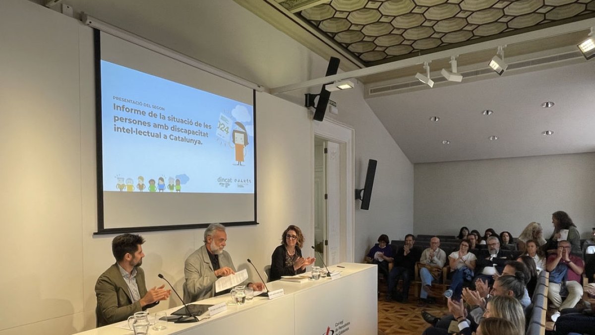 Presentació ahir de l’informe de Dincat i Granés Fundació. - DINCAT