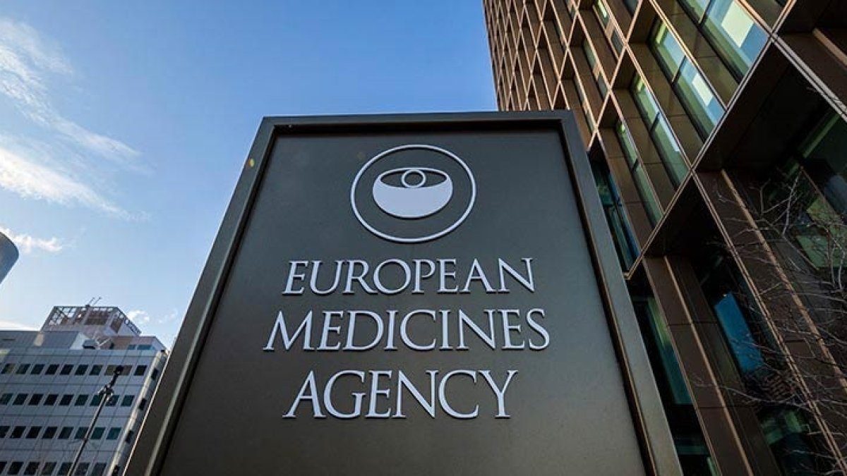 La entrada de la sede de la Agencia Europea del Medicamento.