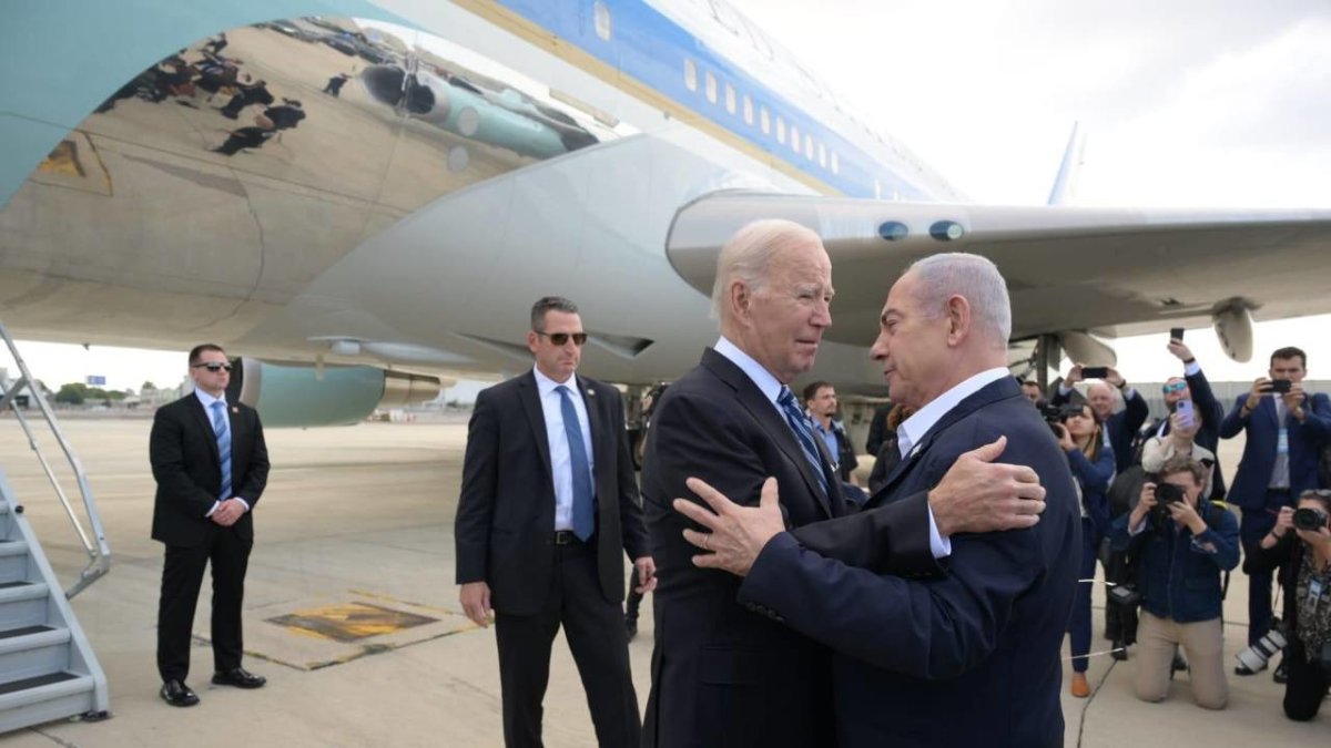 El primer ministre d'Israel, Benjamin Netanyahu, rep el president dels Estats Units, Joe Biden, en el seu viatge a Israel.