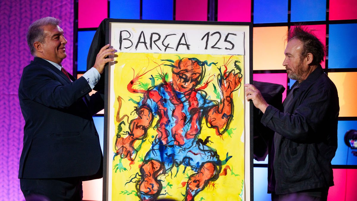 Joan Laporta i Miquel Barceló, en el moment de descobrir el cartell del 125è aniversari del club. - FC BARCELONA