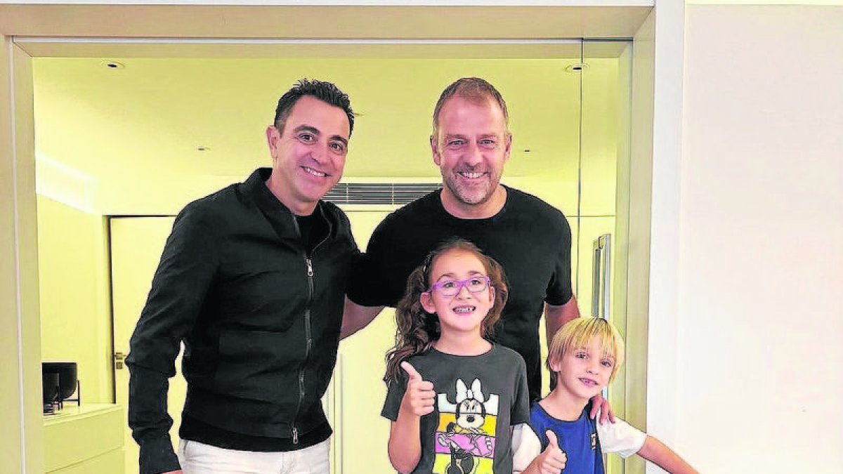 Xavi y Flick se reunieron y el egarense publicó el encuentro en redes.