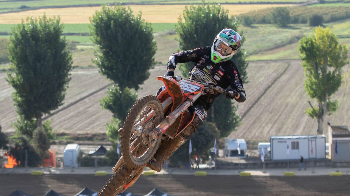 El leridano Adrià Monné fue el más rápido en MX2. - JUDITH CURCÓ