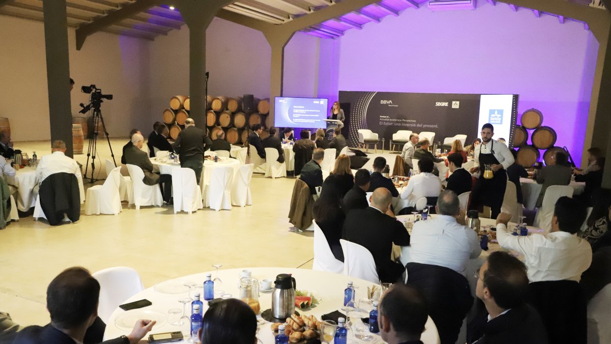 Vista de l’esdeveniment celebrat als cellers de Raimat.