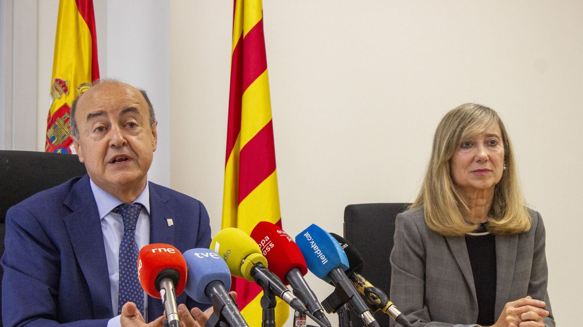 Jesús María Barrientos y Lucía Jiménez hicieron ayer balance. - ROGER BARRAGÁN