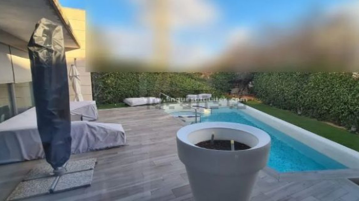 Una imatge de la casa a la venda a Ciutat Jardí per un milió d'euros.