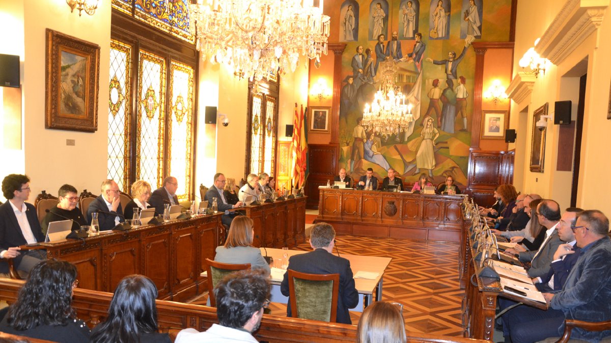 Fotografía de archivo de un pleno de la actual corporación provincial