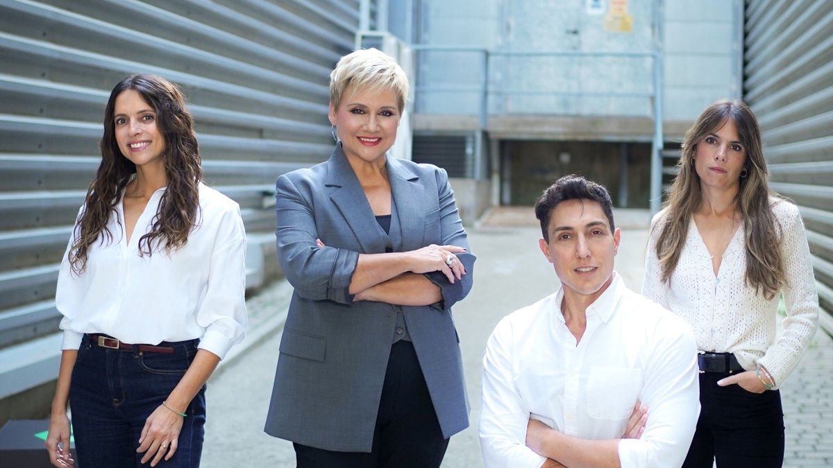 Serra y sus colaboradores abordan la problemática de la vivienda. - ATRESMEDIA