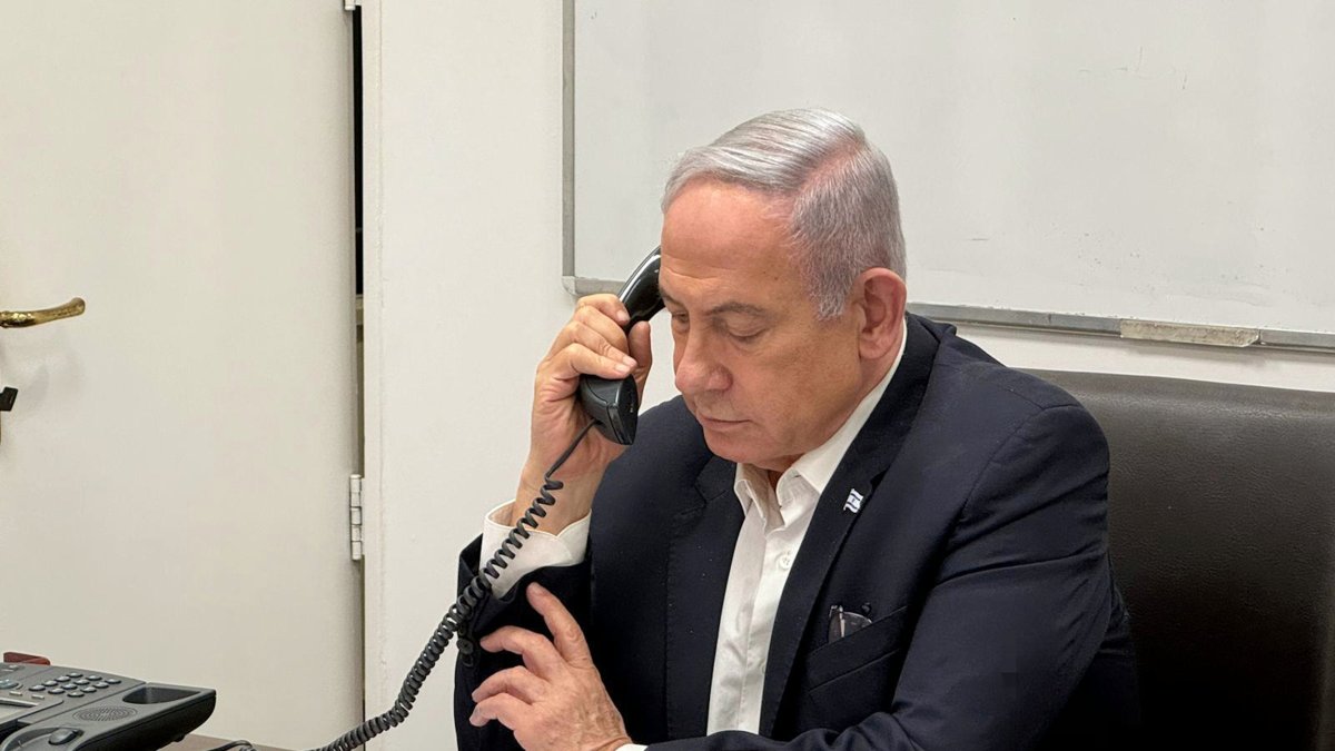 Netanyahu conversa con el presidente de los EE.UU., Joe Biden, en pleno ataque a Irán.