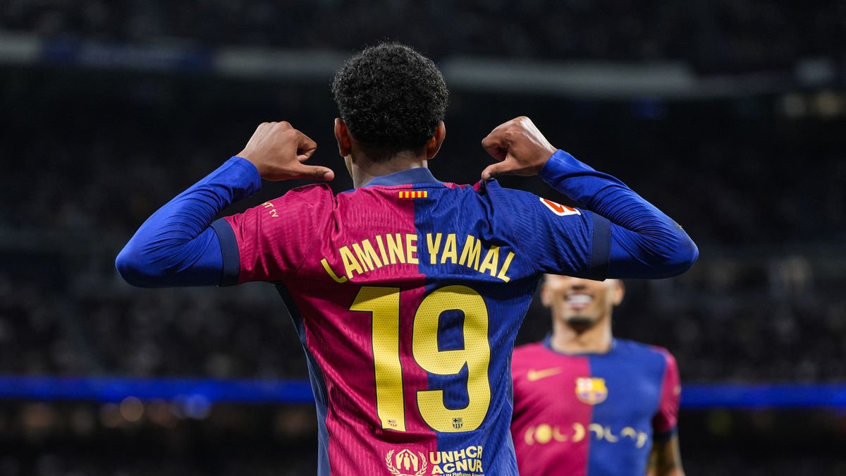 Lamine Yamal celebrando ayer en el Bernabéu el 0-3 que marcó. - EUROPA PRESS