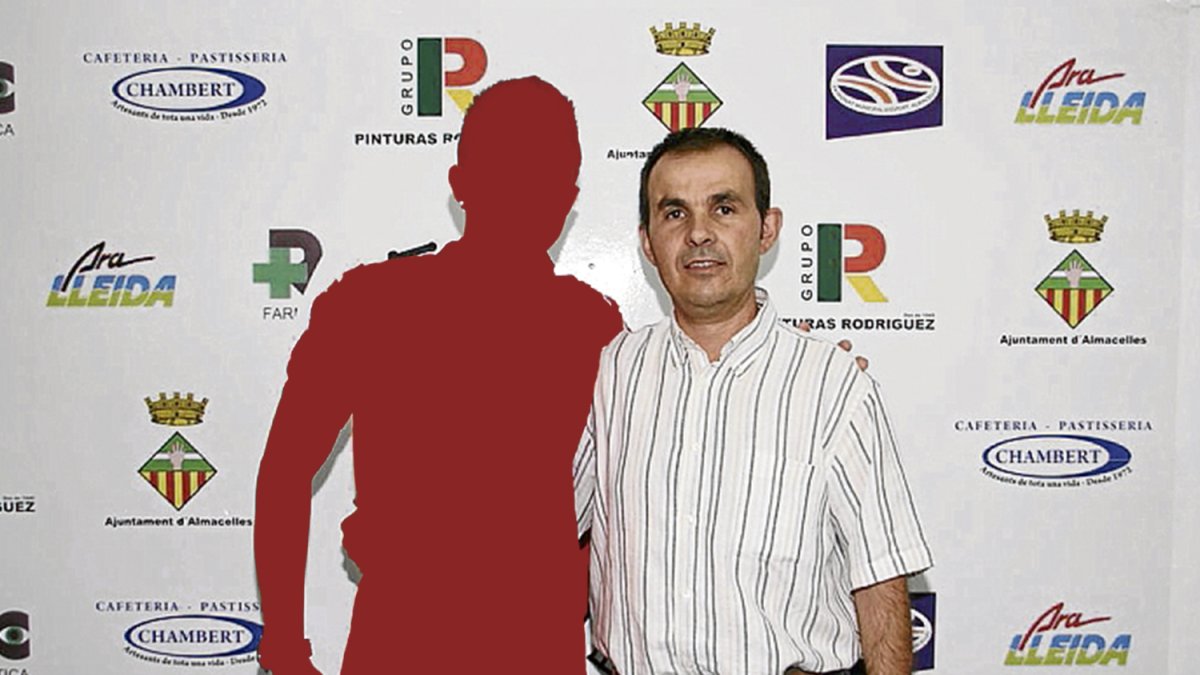 Vinicius, el día que firmó por el EFAC Almacelles