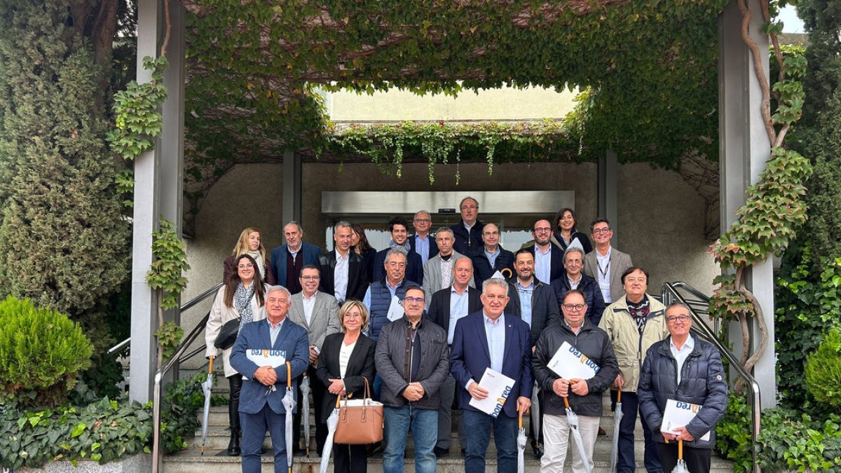 Els components del ple de la Cambra, ahir a Guissona. - CAMBRA DE COMERÇ DE LLEIDA