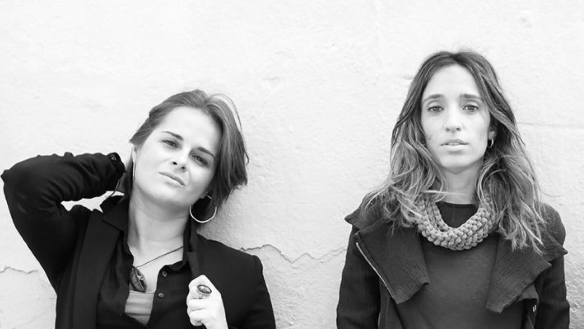 La leridana Meritxell Gené e Ivette Nadal, Les Kol·lontai. - BENAISIT