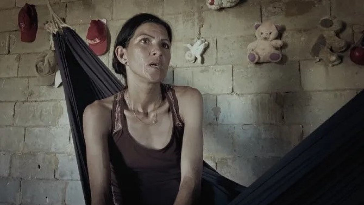 Kiara Vallbuena viu amb els seus quatre fills en una pobresa extrema. - CCMA