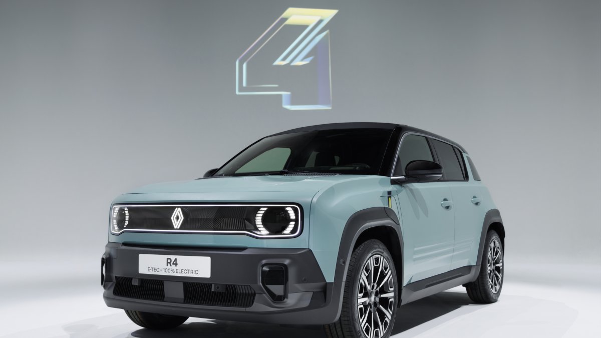 Està proveït amb un motor elèctric de fins a 150 CV.