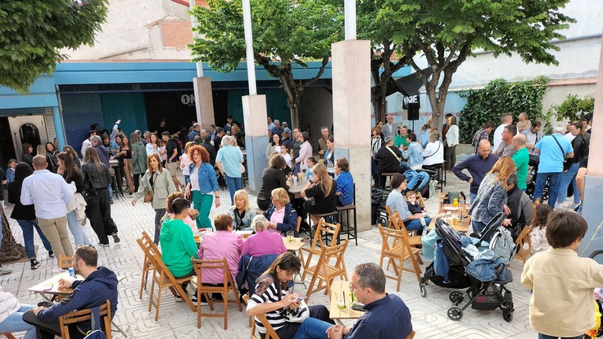 Actividades durante la fiesta mayor en la terraza del Musicland. - SEGRE