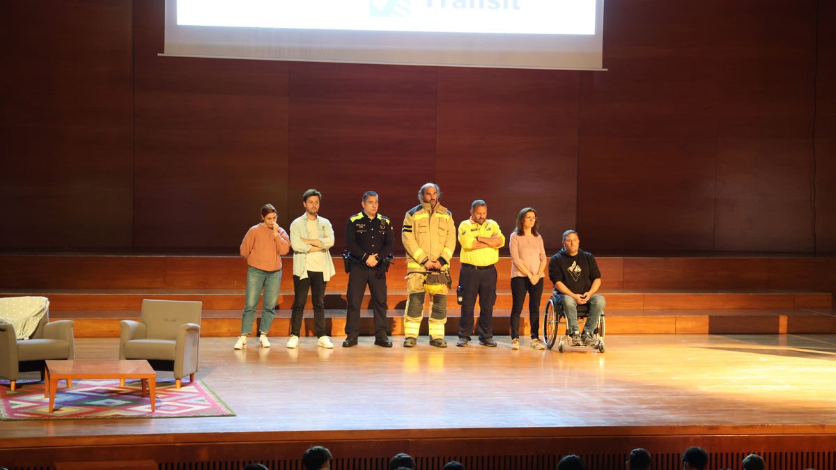 Actividad ayer “Canvi de marxa” en el Auditori Enric Granados. - AMADO FORROLLA