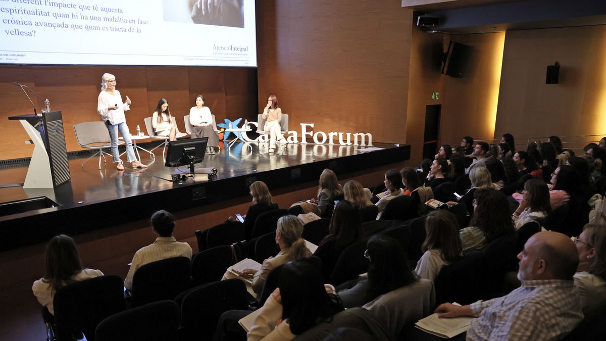 Un moment de la jornada d’ahir, al CaixaForum de Lleida. - AMADO FORROLLA