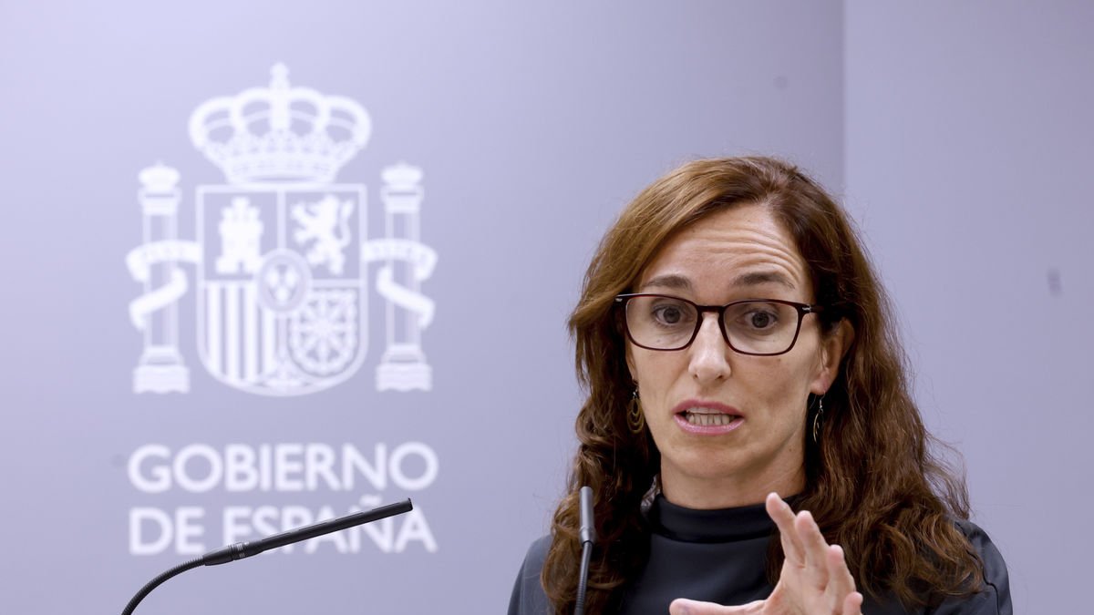 La idea de la ministra de Sanitat, Mónica García, genera polèmica. - EFE/JAVIER LIZÓN