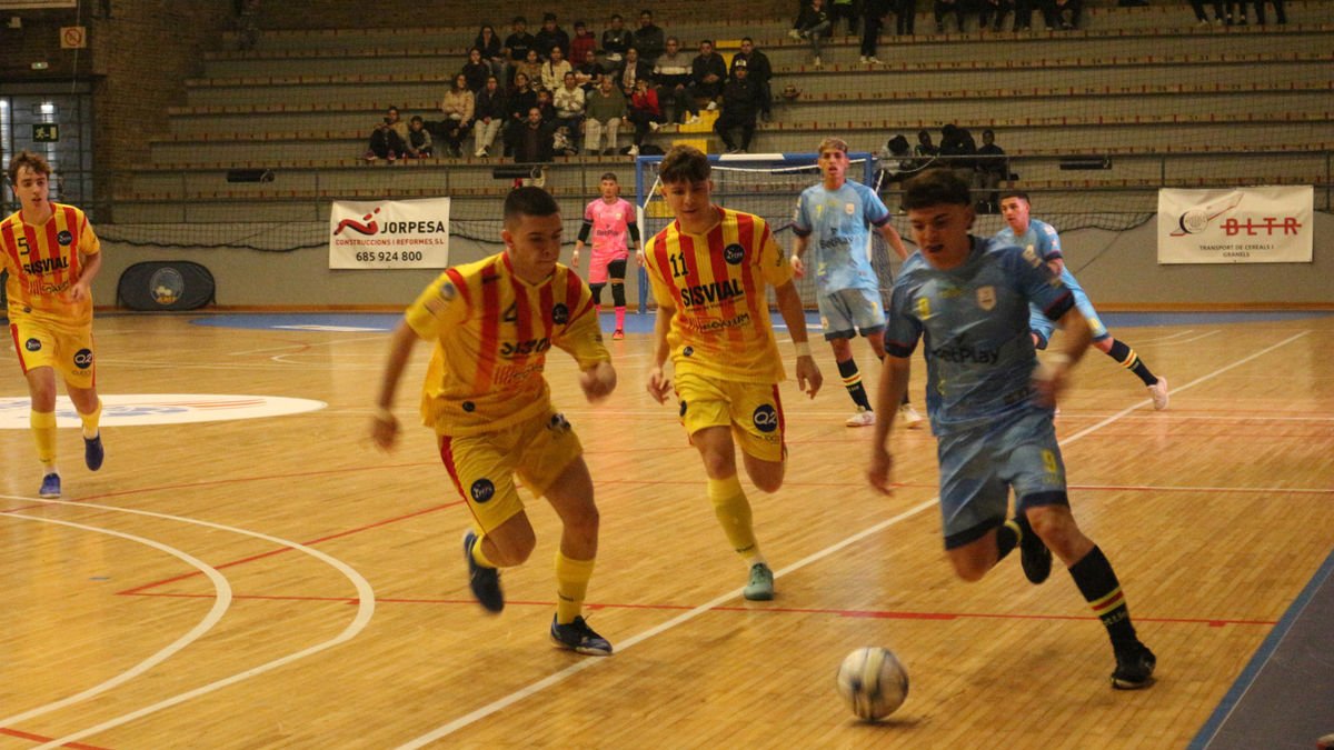 Els equips favorits continuen sense fallar al torneig de Balaguer - JOAN BOVÉ